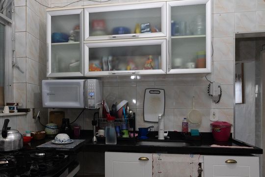 Cozinha de casa à venda com 2 quartos, 70m² em Realengo, Rio de Janeiro