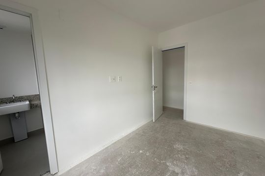 Suíte 1 de apartamento à venda com 2 quartos, 87m² em Alphaville Empresarial, Barueri