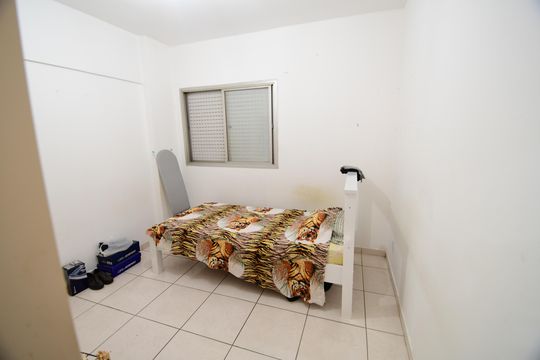 Quarto de apartamento à venda com 1 quarto, 40m² em Vila Itapura, Campinas
