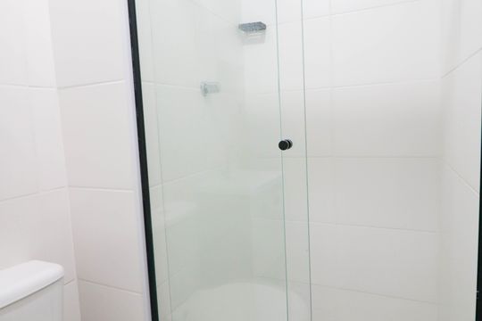 Banheiro de apartamento à venda com 2 quartos, 32m² em Vila Socorro, São Paulo