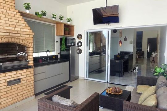 Churrasqueira de casa de condomínio para alugar com 3 quartos, 160m² em Shopping Park, Uberlândia