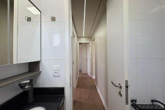 Banheiro de apartamento à venda com 3 quartos, 60m² em Parque Monteiro Soares, São Paulo