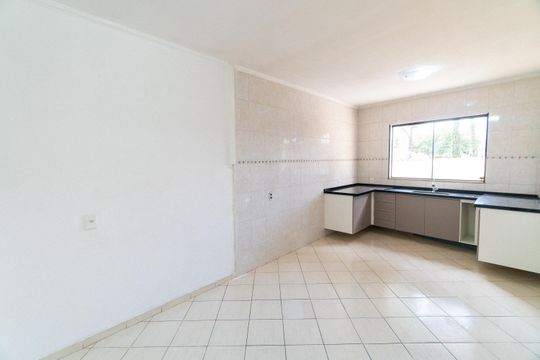 Cozinha e Área de Serviço de casa de condomínio para alugar com 2 quartos, 80m² em Jardim Jabaquara, São Paulo