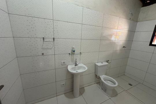Banheiro Social de casa à venda com 2 quartos, 150m² em Vila Pindorama, Barueri