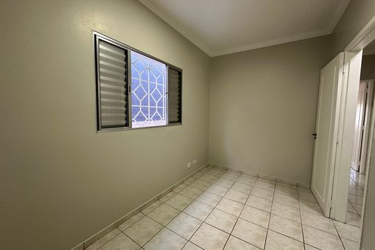 Quarto 2 de casa à venda com 2 quartos, 150m² em Vila Pindorama, Barueri