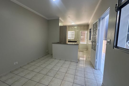 Sala de casa à venda com 2 quartos, 150m² em Vila Pindorama, Barueri