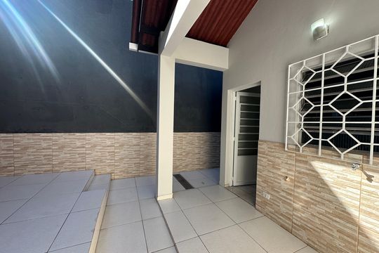 Área de Serviço de casa à venda com 2 quartos, 150m² em Vila Pindorama, Barueri