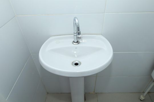 Banheiro de apartamento à venda com 2 quartos, 66m² em Guaianases, São Paulo