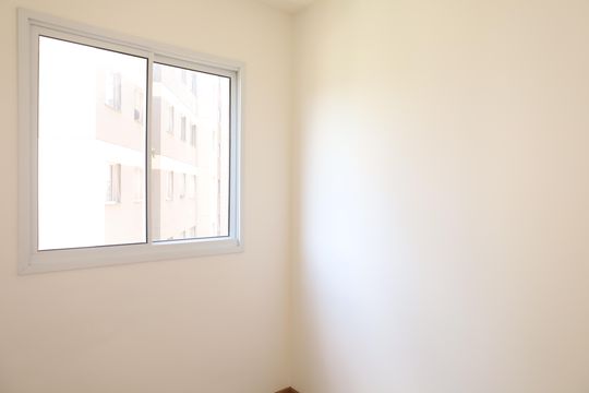 Quarto 1 de apartamento à venda com 2 quartos, 34m² em Guaianazes, São Paulo