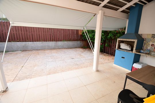 Varanda gourmet de casa de condomínio para alugar com 3 quartos, 340m² em Residencial Barão do Café, Campinas