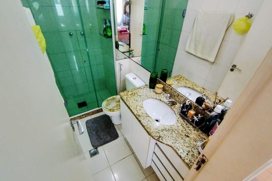 Banheiro de apartamento à venda com 4 quartos, 105m² em Todos os Santos, Rio de Janeiro