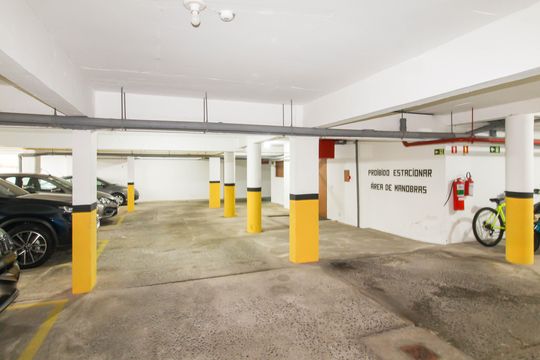 Área comum - Garagem de apartamento à venda com 3 quartos, 101m² em Centro, Canoas