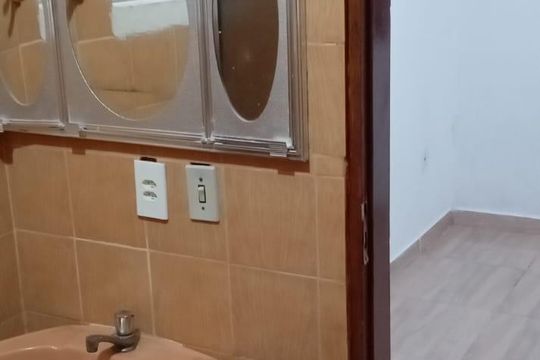 Banheiro de casa para alugar com 3 quartos, 167m² em Parque Santo Antonio (Nova Veneza), Sumaré
