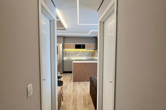 Corredor de apartamento à venda com 2 quartos, 63m² em Vila Gilda, Santo André