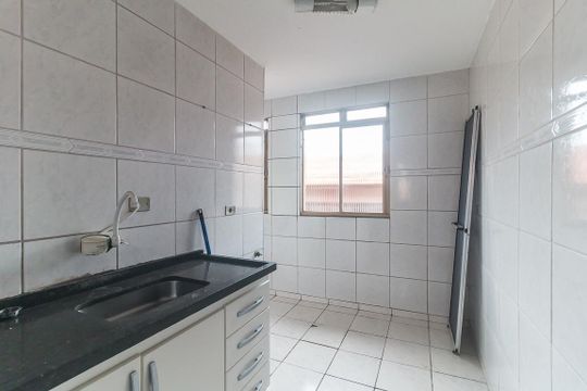 Cozinha de apartamento para alugar com 2 quartos, 57m² em Vila Nova Aparecida, Mogi das Cruzes