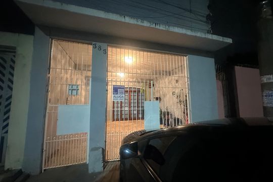 Garagem de casa para alugar com 2 quartos, 250m² em Parque dos Camargos, Barueri