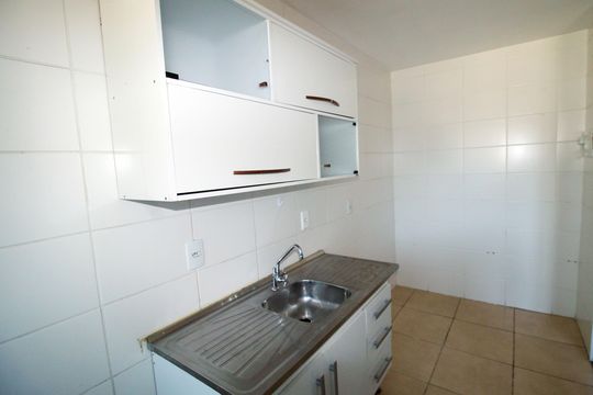 Cozinha de apartamento à venda com 2 quartos, 49m² em Irajá, Rio de Janeiro