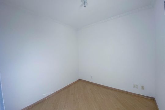 Quarto 1 de apartamento para alugar com 2 quartos, 50m² em Jardim Monte Alegre, São Paulo