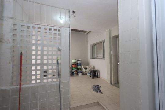 Área de Serviço de casa para alugar com 3 quartos, 375m² em Chácara Mafalda, São Paulo