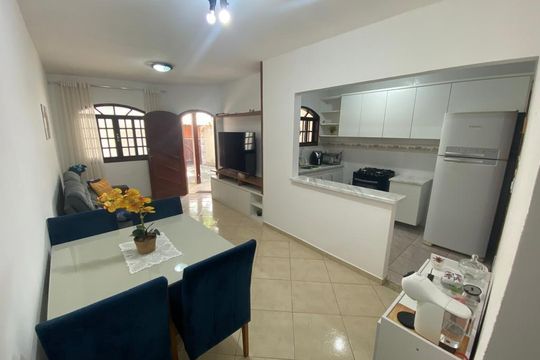 Casa para alugar com 2 quartos, 190m² em Jardim Atlântico Central, Maricá