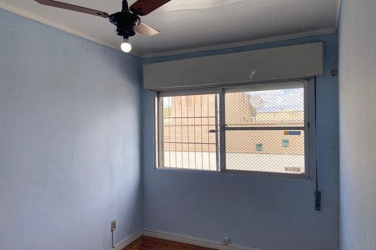 Quarto 2 de apartamento à venda com 2 quartos, 47m² em Petrópolis, Porto Alegre