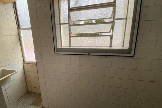 Área de serviço de apartamento à venda com 2 quartos, 47m² em Petrópolis, Porto Alegre