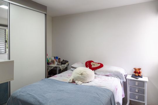 Apartamento à venda com 2 quartos, 44m² em Vila Galvão, Guarulhos