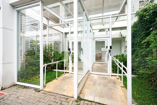 Fachada  de apartamento para alugar com 2 quartos, 66m² em Parque São Jorge, São Paulo