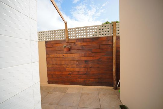 Área externa de apartamento para alugar com 2 quartos, 85m² em Ingleses do Rio Vermelho, Florianópolis