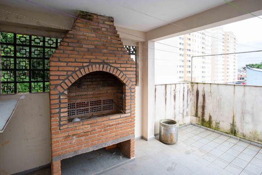 Churrasqueira de casa à venda com 3 quartos, 131m² em Centro, Diadema
