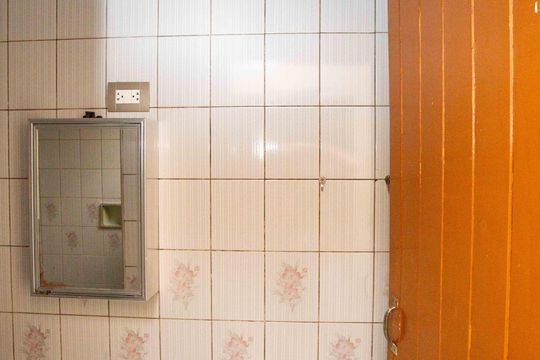 Banheiro 2 de casa à venda com 3 quartos, 131m² em Centro, Diadema
