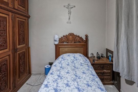 Casa à venda com 3 quartos, 200m² em Jardim Marisa, São Paulo