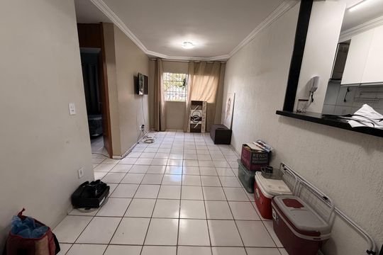 Sala de apartamento à venda com 2 quartos, 55m² em Qn 12c, Brasília