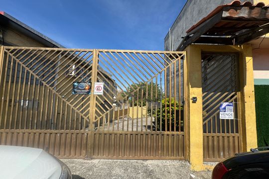 Fachada de casa à venda com 3 quartos, 1365m² em Vila Bancaria, São Paulo