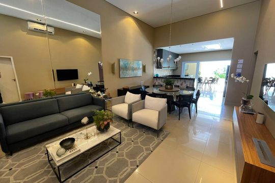 Casa de Condomínio à venda com 3 quartos, 205m² em Swiss Park, Campinas