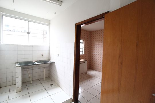 Área de Serviço de apartamento para alugar com 3 quartos, 97m² em Cazeca, Uberlândia