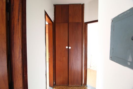 Armário - Corredor de apartamento para alugar com 3 quartos, 97m² em Cazeca, Uberlândia