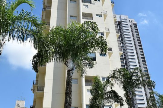 Fachada de apartamento à venda com 1 quarto, 68m² em Pinheiros, São Paulo