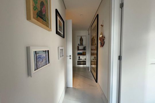 Corredor de apartamento para alugar com 4 quartos, 155m² em Serra, Belo Horizonte