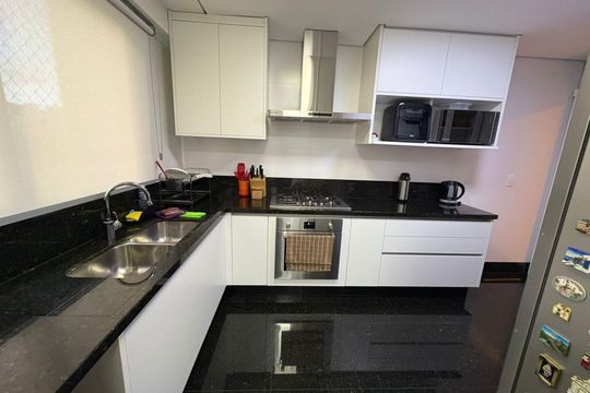 Cozinha de apartamento para alugar com 4 quartos, 155m² em Serra, Belo Horizonte