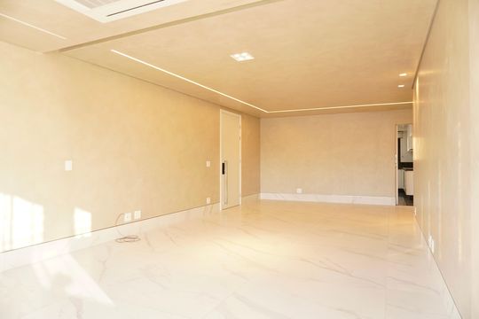 Sala  de apartamento para alugar com 4 quartos, 155m² em Serra, Belo Horizonte