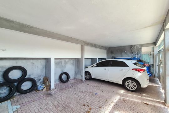 Garagem de casa à venda com 3 quartos, 200m² em Baeta Neves, São Bernardo do Campo