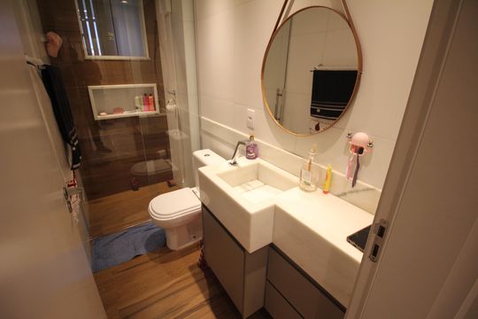 Banheiro de apartamento à venda com 2 quartos, 130m² em Santa Helena, Belo Horizonte