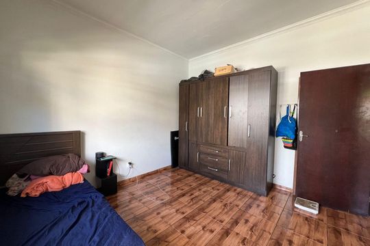 Casa à venda com 3 quartos, 400m² em Santa Terezinha, Belo Horizonte