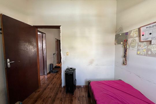 Casa à venda com 3 quartos, 400m² em Santa Terezinha, Belo Horizonte