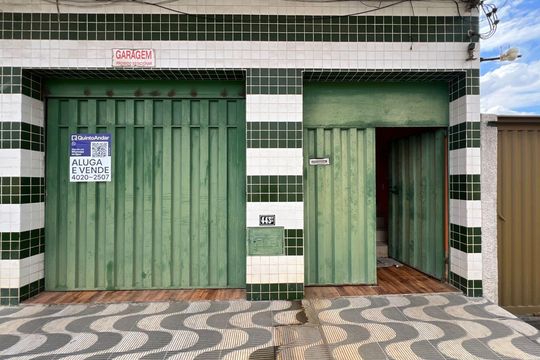Casa à venda com 3 quartos, 400m² em Santa Terezinha, Belo Horizonte
