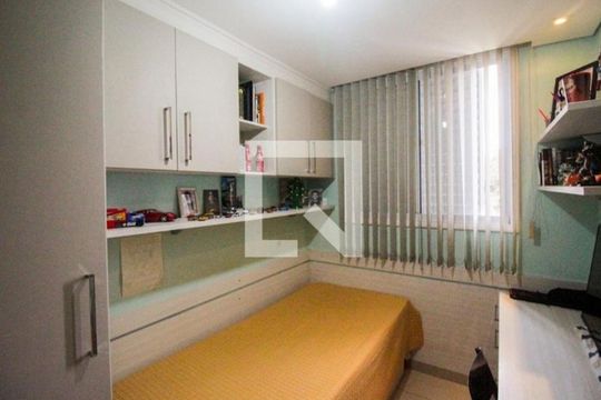 Quarto 2 de apartamento para alugar com 3 quartos, 78m² em Vila Jacuí, São Paulo