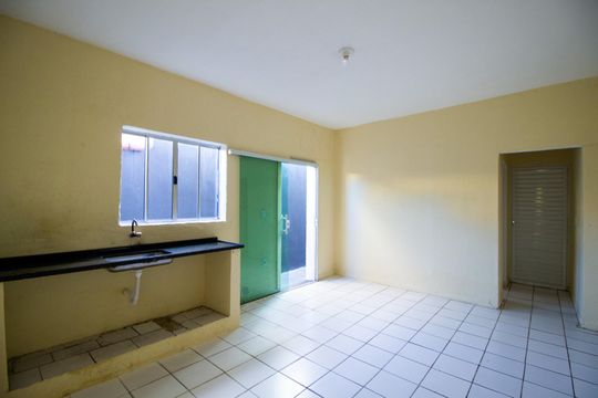 Cozinha de casa para alugar com 1 quarto, 80m² em Jardim Tatiana, Votorantim