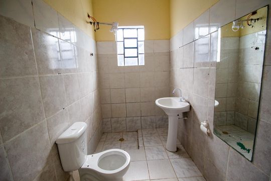 Banheiro de casa para alugar com 1 quarto, 80m² em Jardim Tatiana, Votorantim