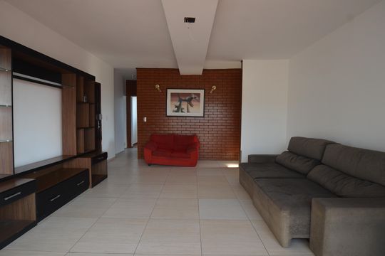 Sala de apartamento para alugar com 4 quartos, 210m² em Jacarepaguá, Rio de Janeiro